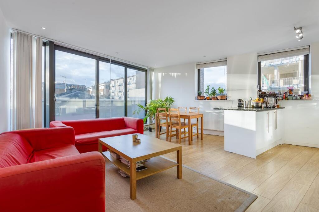 Main image of property: 23 Valentia Place, Sw9