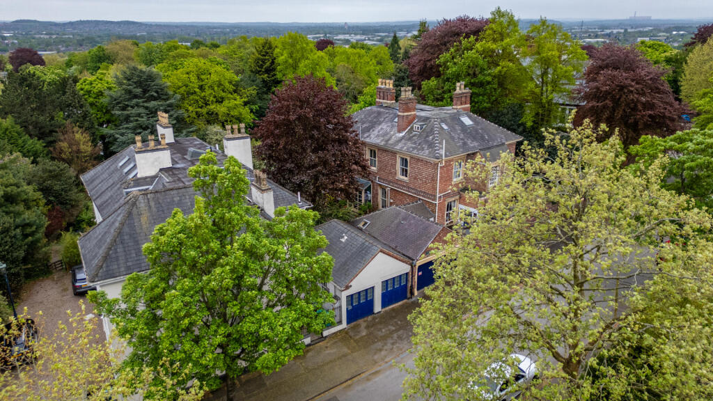 Main image of property: Cavendish Crescent North, Nottingham