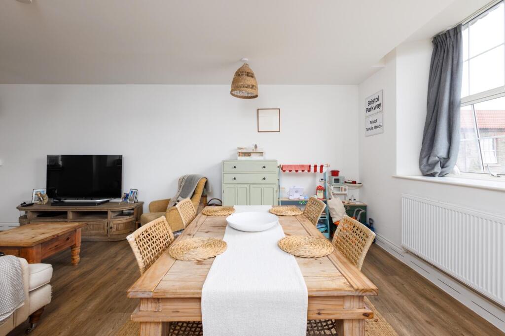 Captains House, Fishponds photo 5