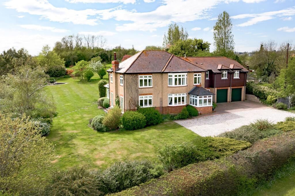 Main image of property: Beancroft Road, Marston Moretaine, MK43