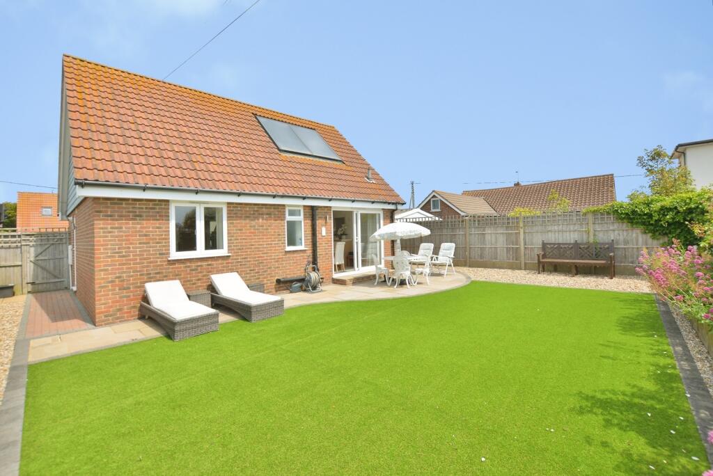 Williamson Road, Lydd on Sea, Romney Marsh, Kent, TN29 photo 4