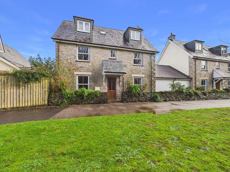 Main image of property: Eider Walk, Hayle - Spacious family home