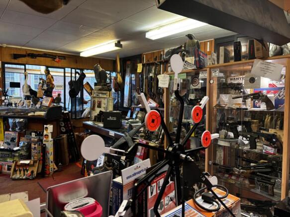 Ground floor commercial