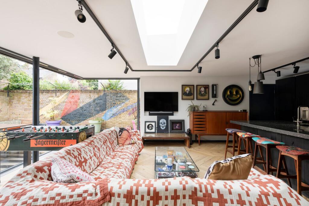 Main image of property: Crawthew Grove, East Dulwich, SE22