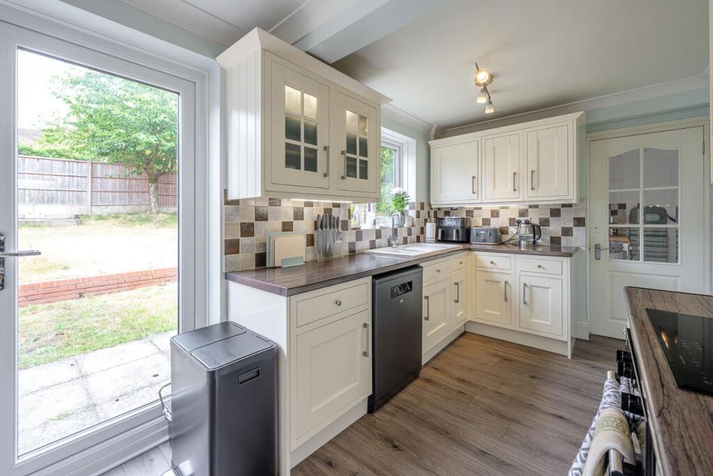 House in Dudley, West Midlands - More