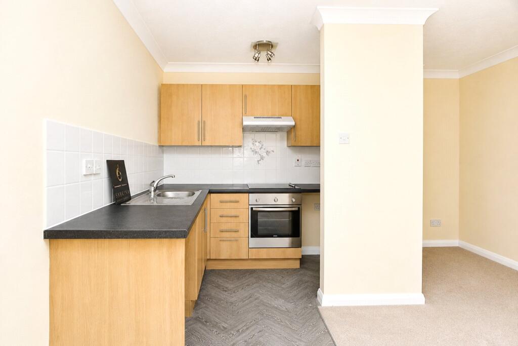 Apartment in Guildford - View 3