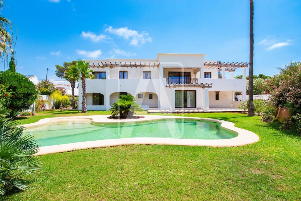 Main image of property: Valencia, Alicante, Moraira