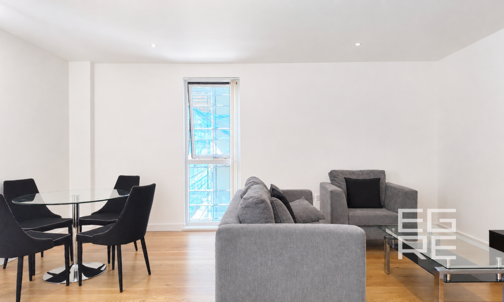 Apartment in London - View 5
