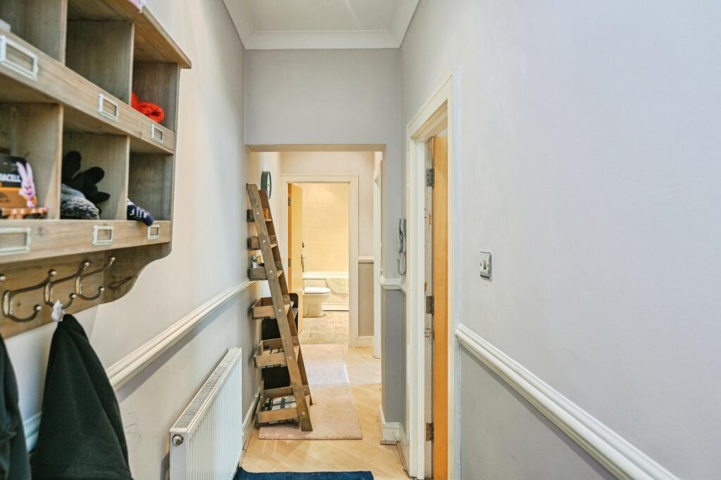 Apartment in Liverpool, Dingle - More