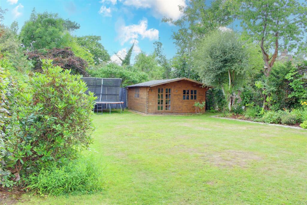 Additional image 23 of Bradmore Way, Brookmans Park