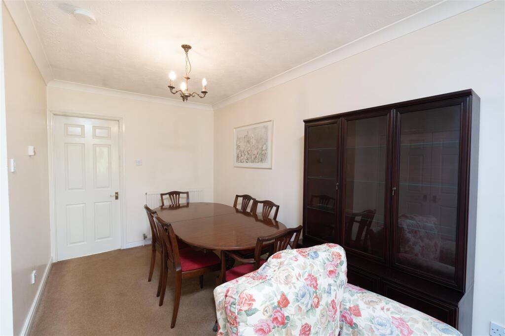 Apartment in Leeds, Boston Spa - More