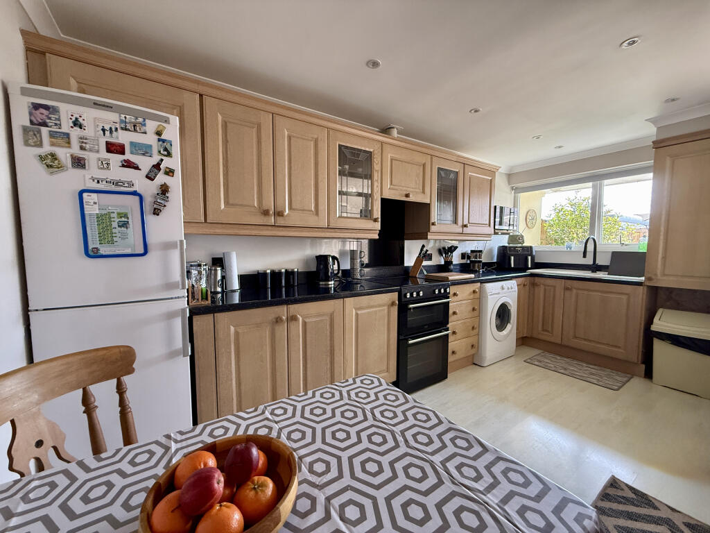 House in Taunton - View 5