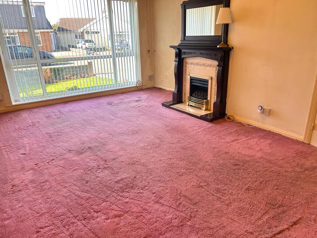 Cambray Close, Nottage, Porthcawl photo 4