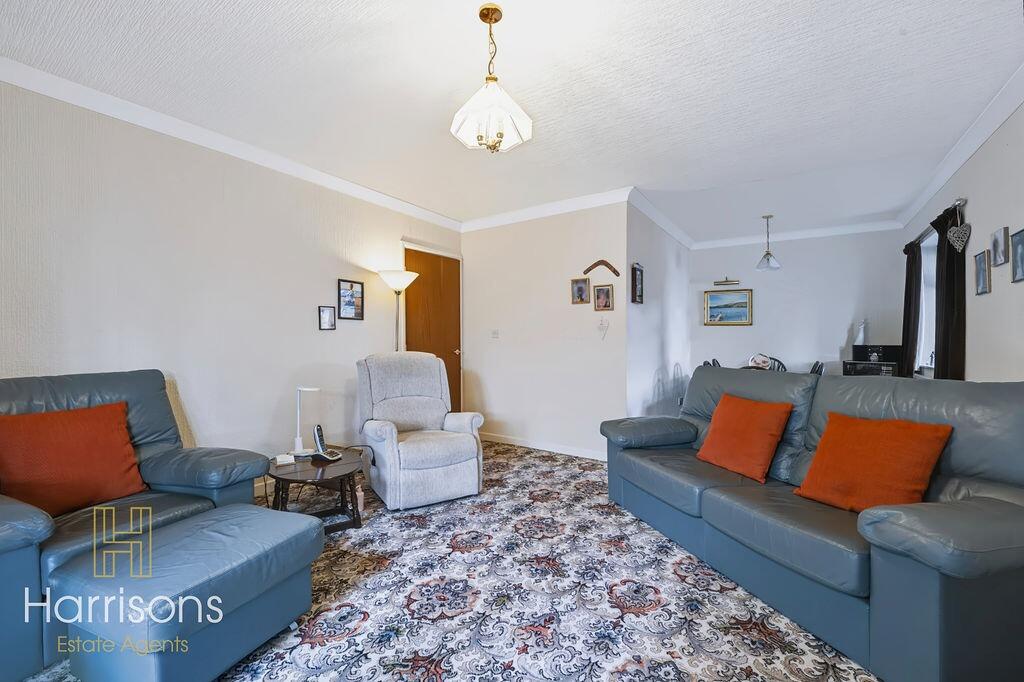 Apartment in Bolton - View 4
