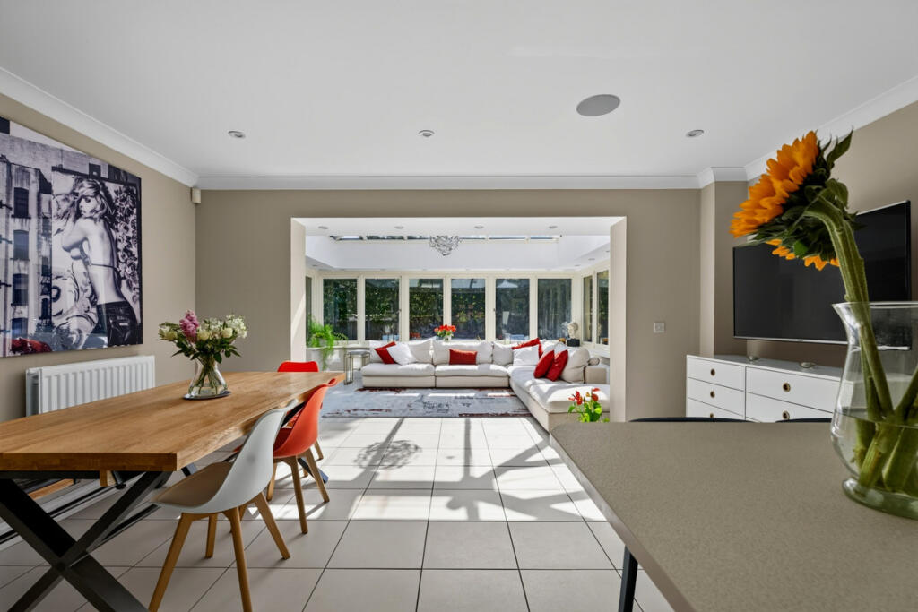 House in Cherwell, Bloxham - View 5
