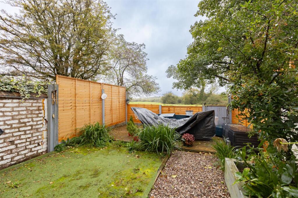 Leyland Road, Penwortham, Preston photo 4