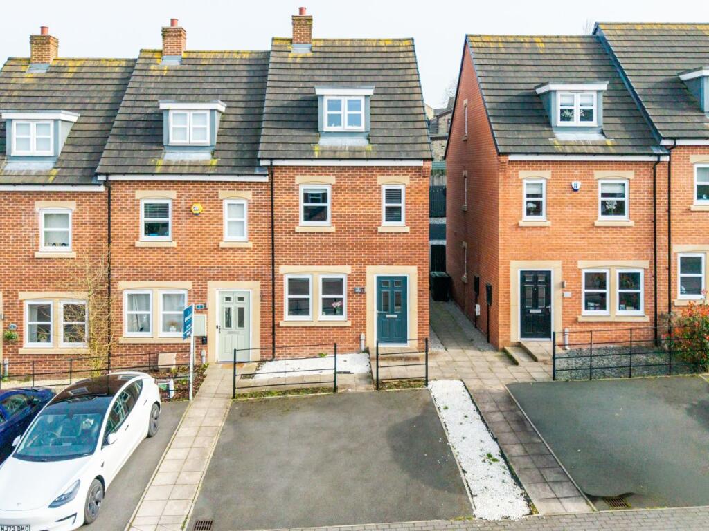 Midwinter Row, Drighlington