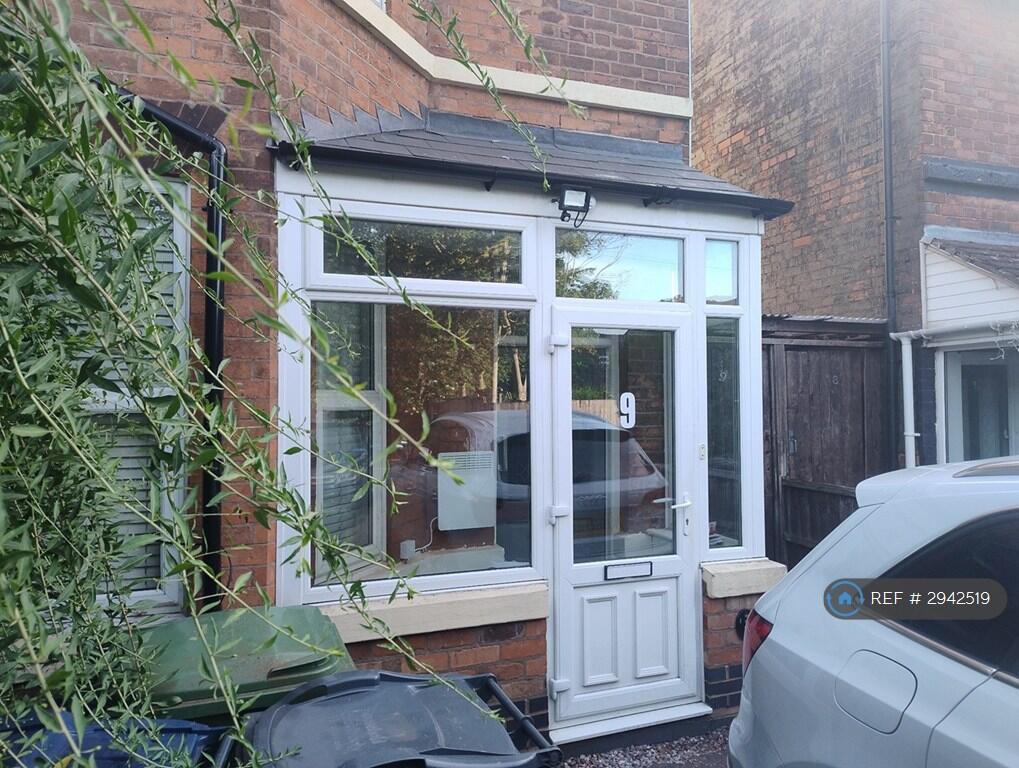 Main image of property: Poplar Avenue, Birmingham, B23