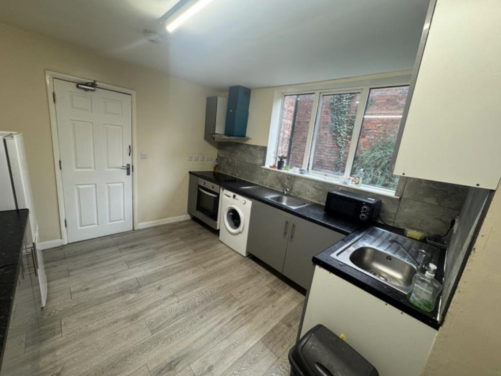 House in Boston, Bargate, Staniland - View 2