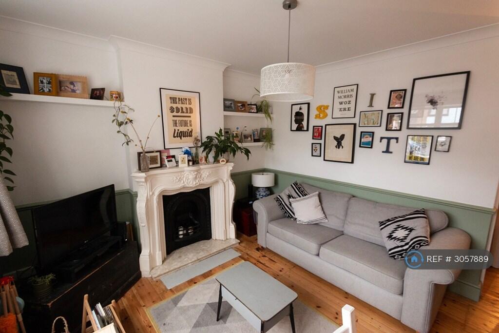 Main image of property: Manor Road, London, E17