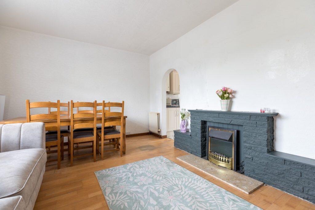 Manseview Terrace, Eaglesham photo 4