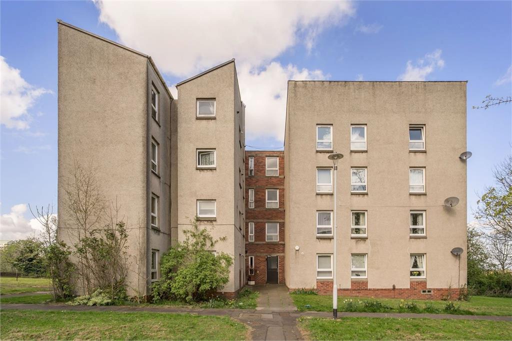 Main image of property: 4, Kingsknowe Court, Edinburgh, EH14 2JT