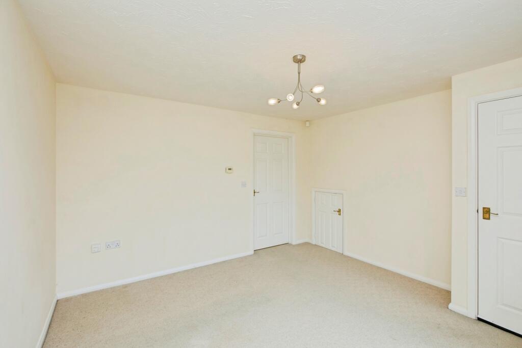 House in Derby, Chellaston - More