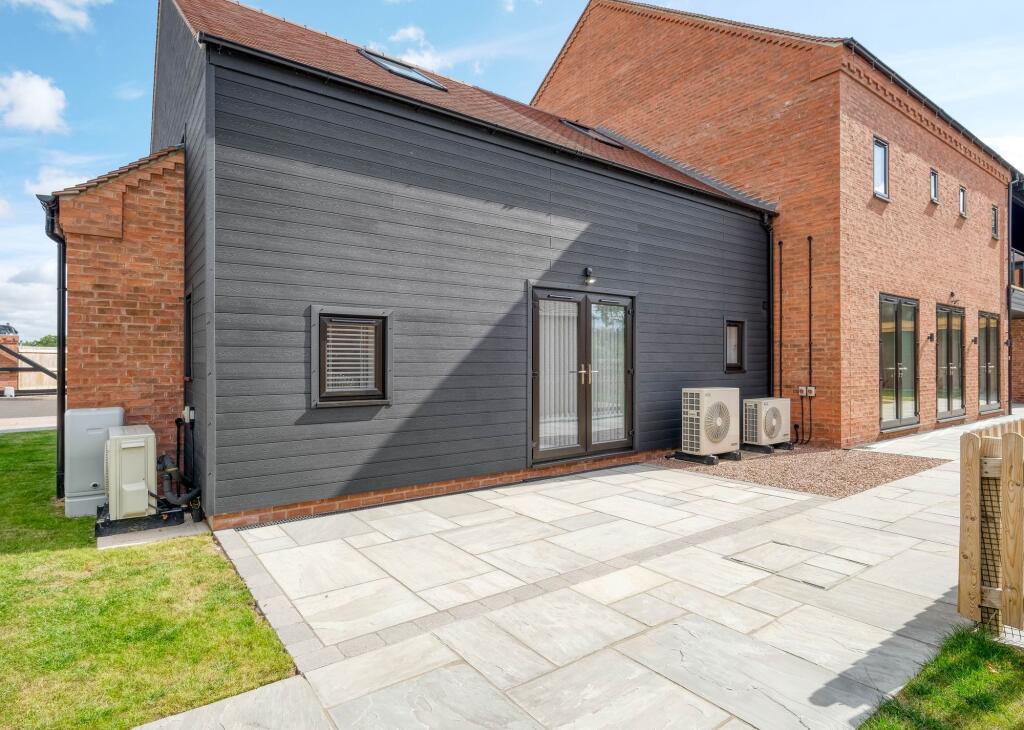 Additional image 12 of Droitwich Road, Bradley Green, B96