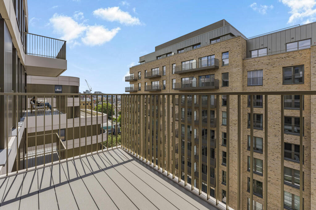 Main image of property: Chelsea Riverview Apartments, William Morris Way, London, SW6