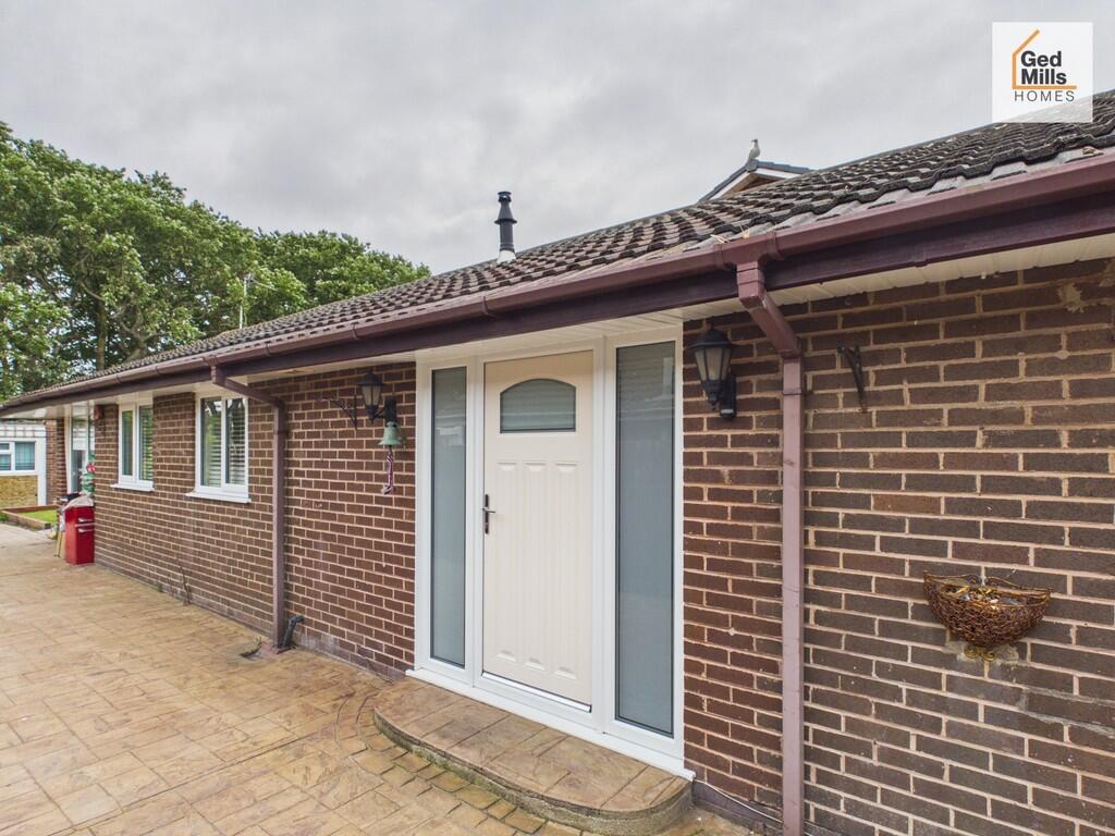 30, Mayfield Avenue, Thornton photo 2