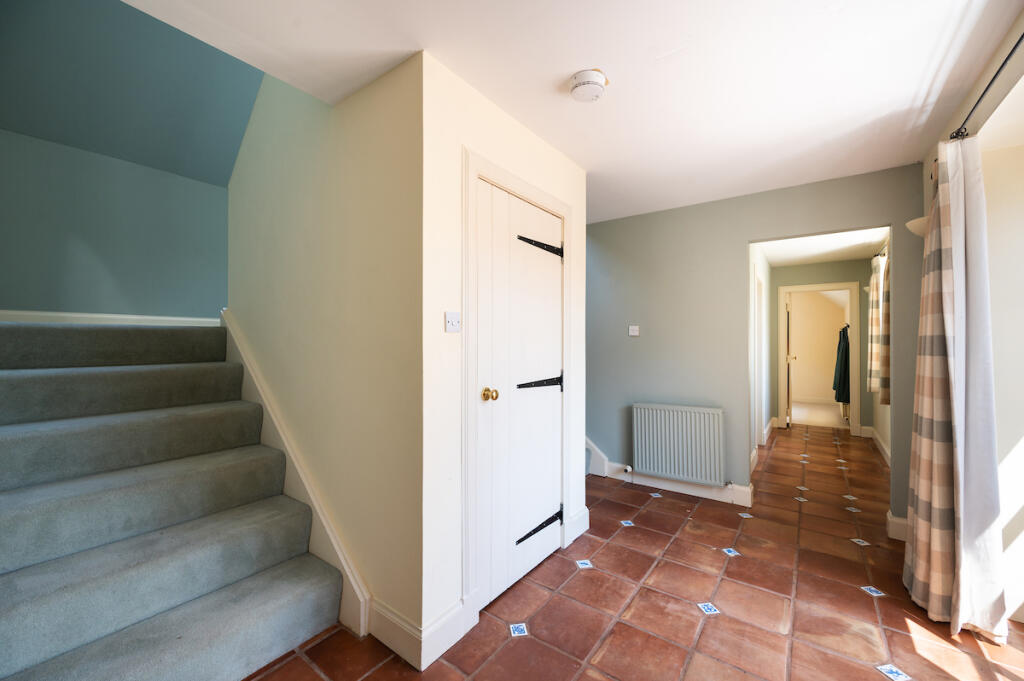 House in Edinburgh - More