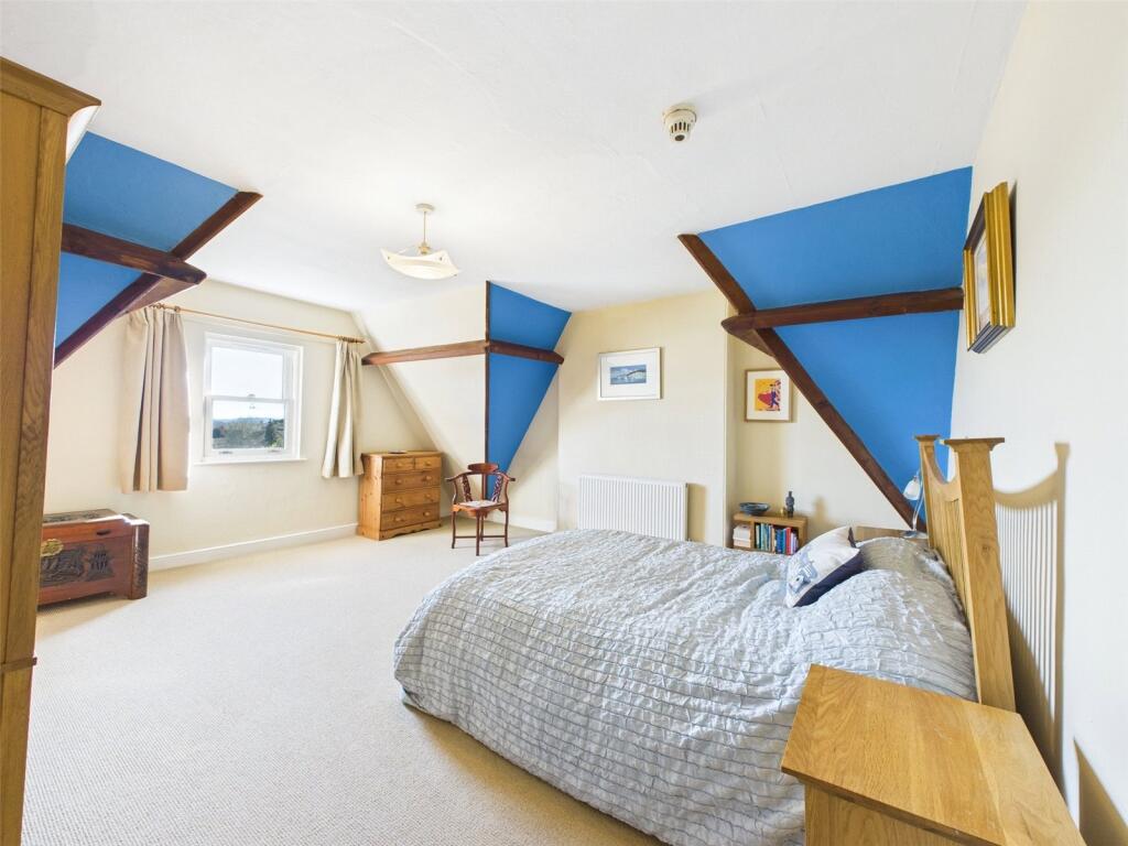 Camp Hill Road, Worcester, Worcestershire, WR5 photo 4