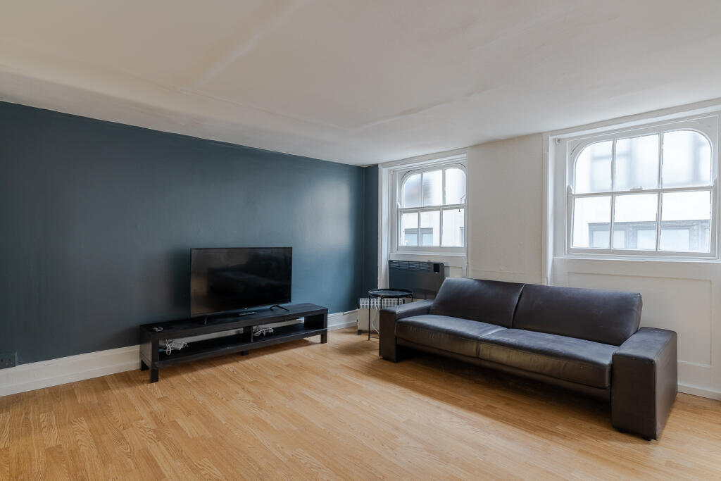 Studio flat for rent