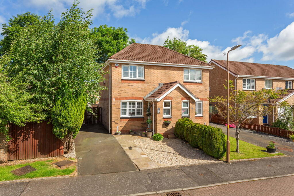 Main image of property: Kaims Gardens, Livingston Village, EH54 7DY