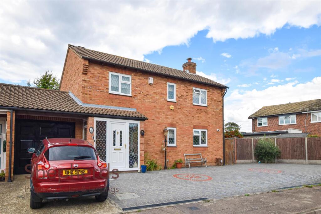 Main image of property: Oakview Close, West Cheshunt, EN7