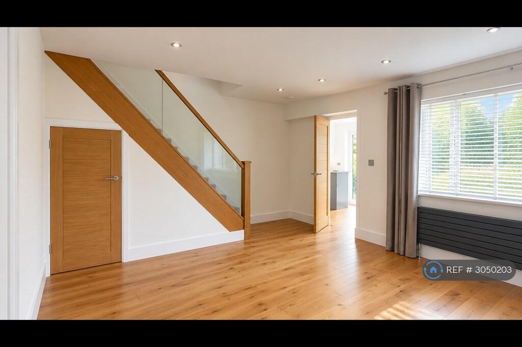 House in Bolton - View 5