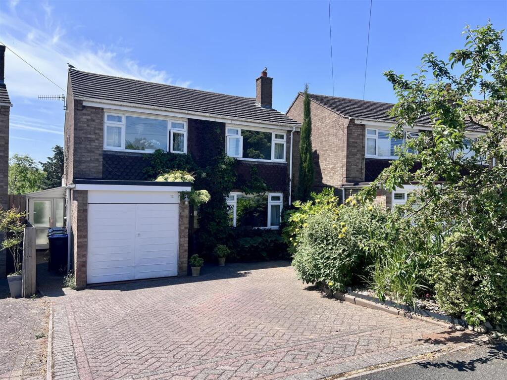 Main image of property: Blackthorn Road, Stratford-Upon-Avon