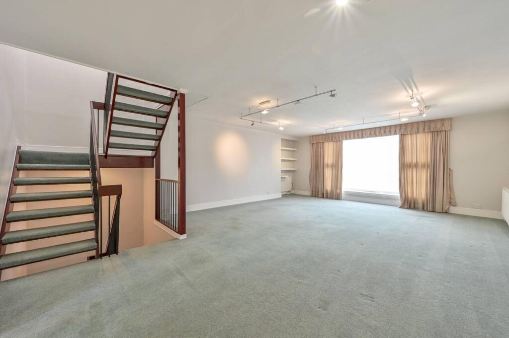 Main image of property: Lansdowne Close, Wimbledon Village, London, SW20