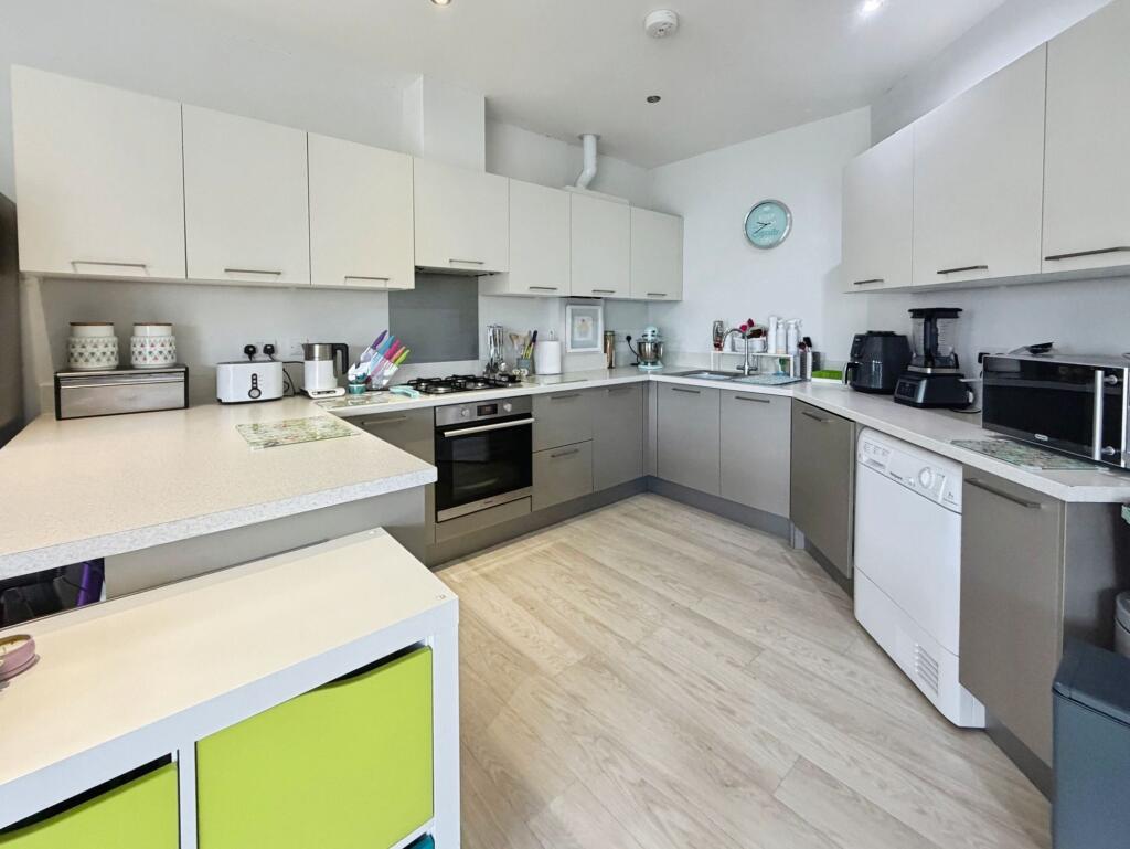 House in Poole, Alderney - View 3