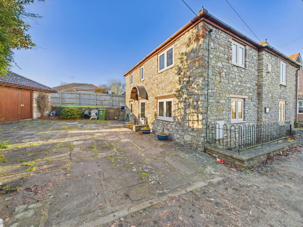 Main image of property: Stoke Hill, Chew Stoke, BS40