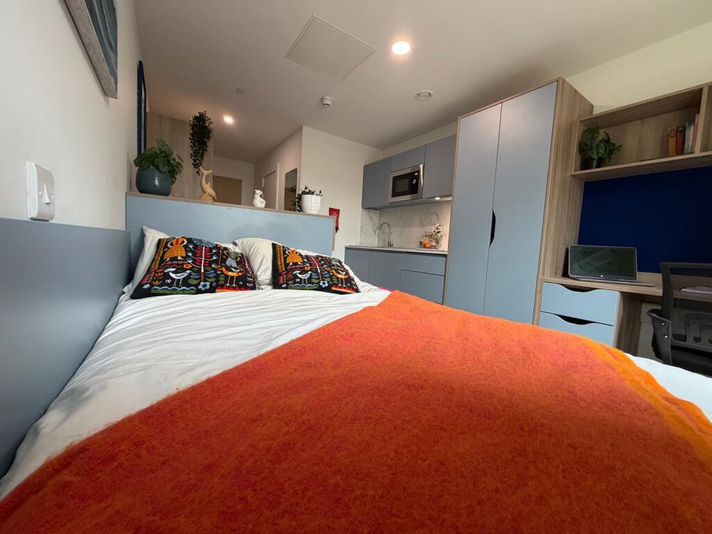 Apartment in Bristol, Old Market, St Paul's - View 2