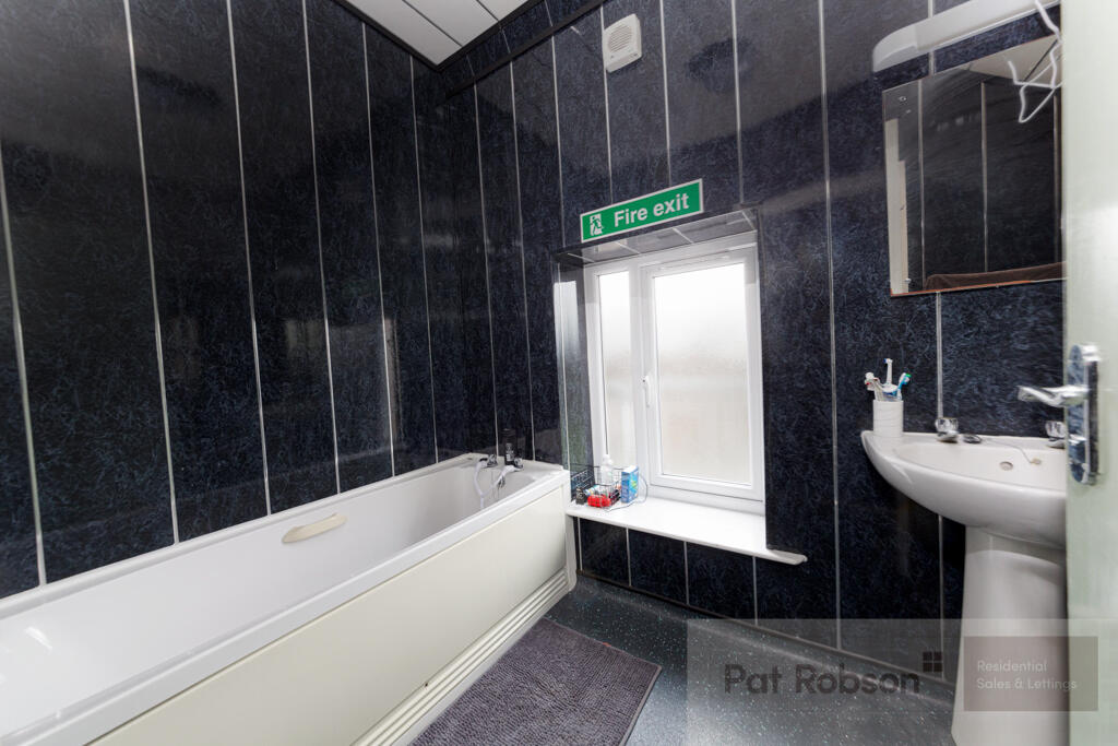 Apartment in Newcastle upon Tyne, Byker - View 5