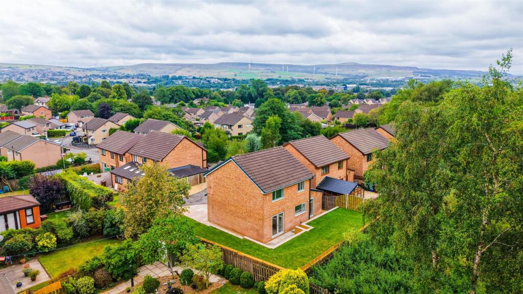 House in Blackburn - View 4
