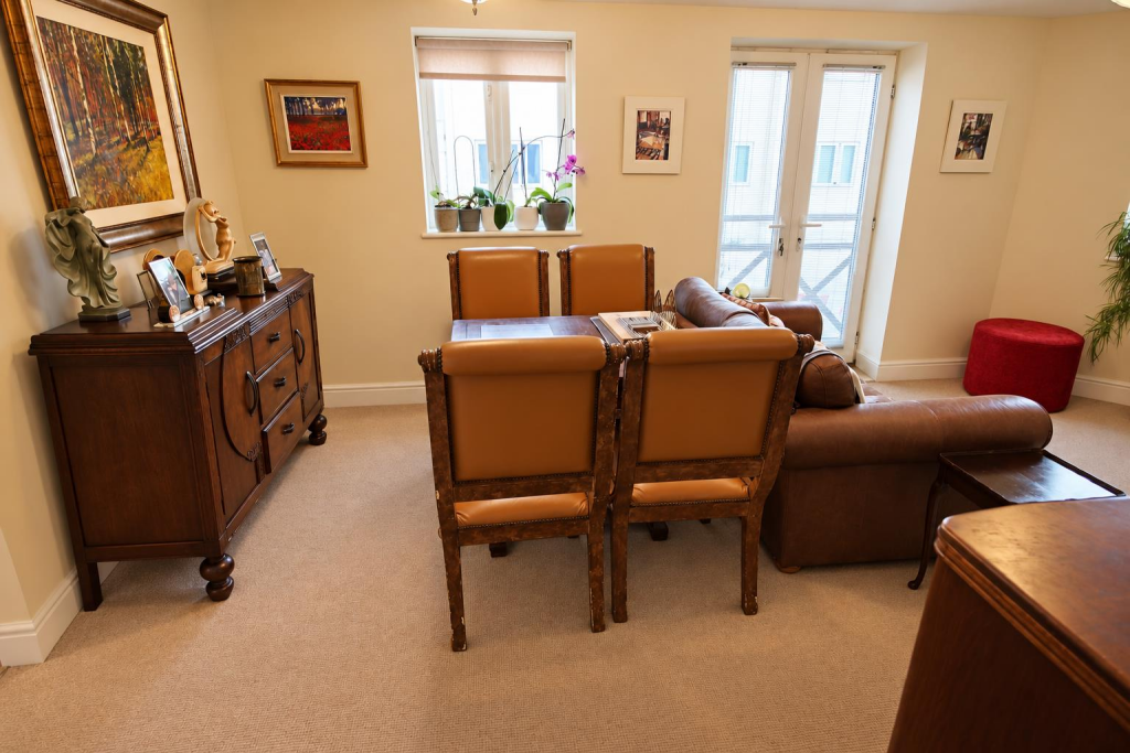 Apartment in Swindon - View 3