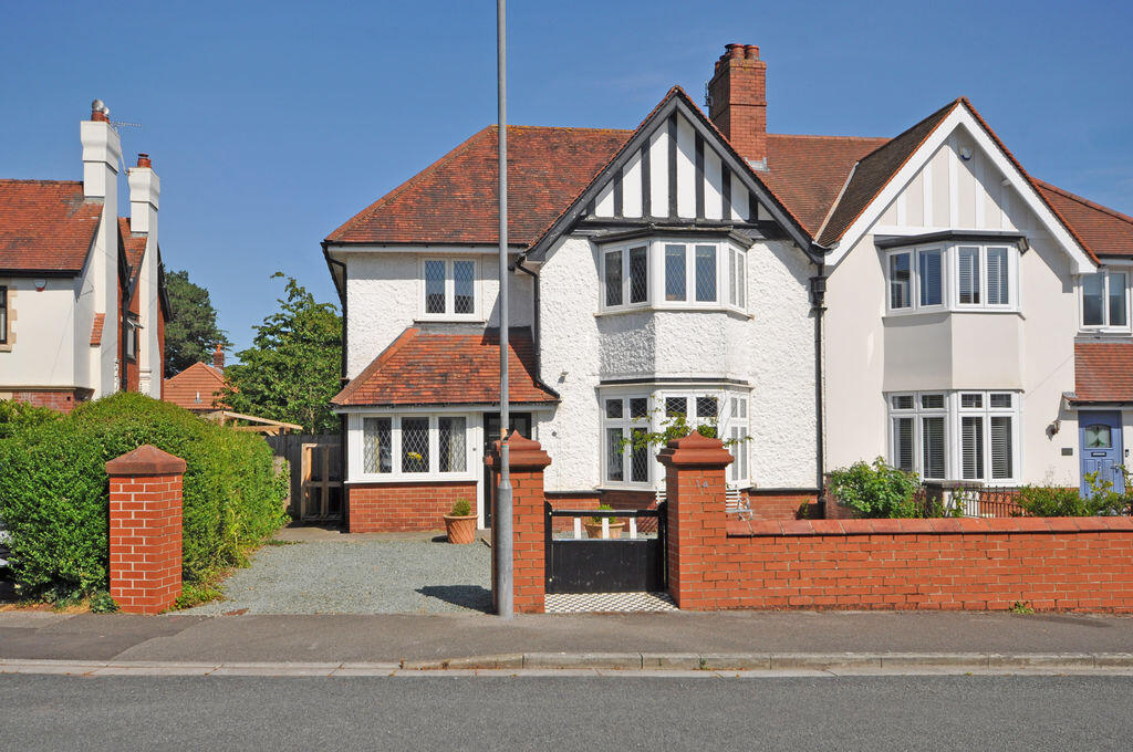 Main image of property: Fields Park Avenue, Newport