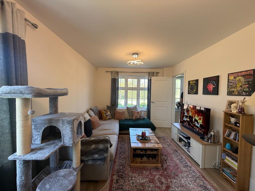 Carol Grove, Reading, Berkshire, RG2 photo 4