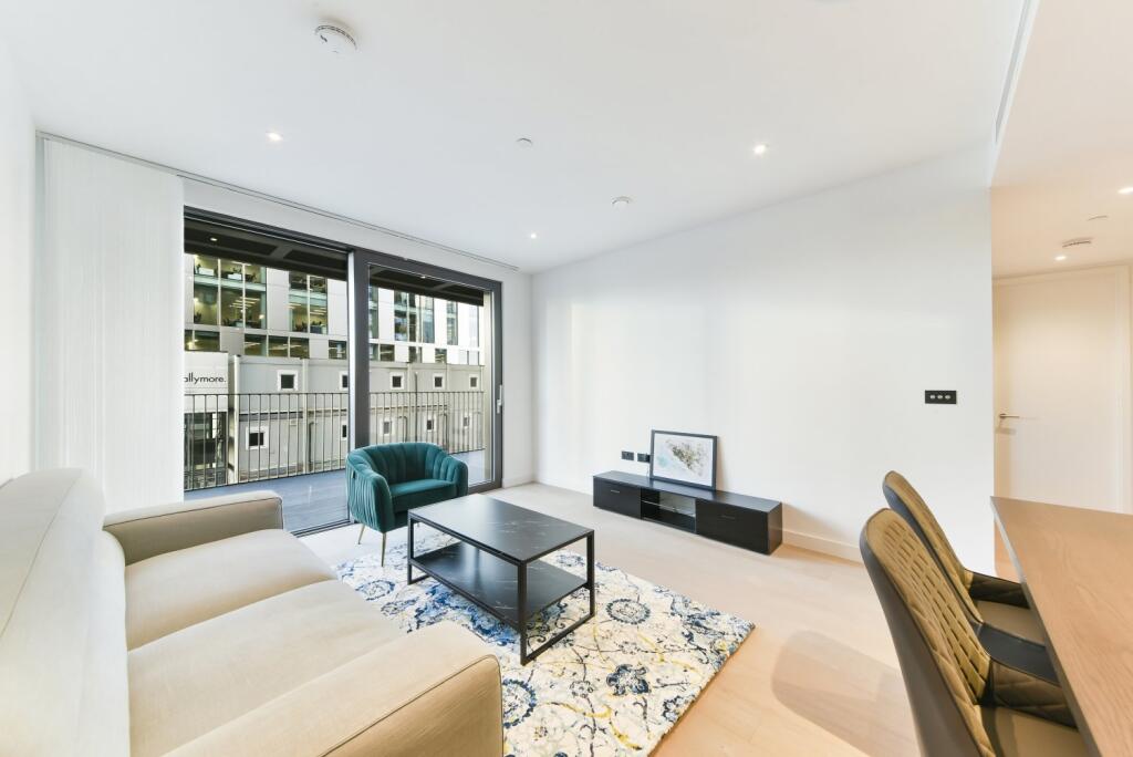 2-bed flat on Viaduct Gardens, Nine Elms, London, SW11, £1,100,000