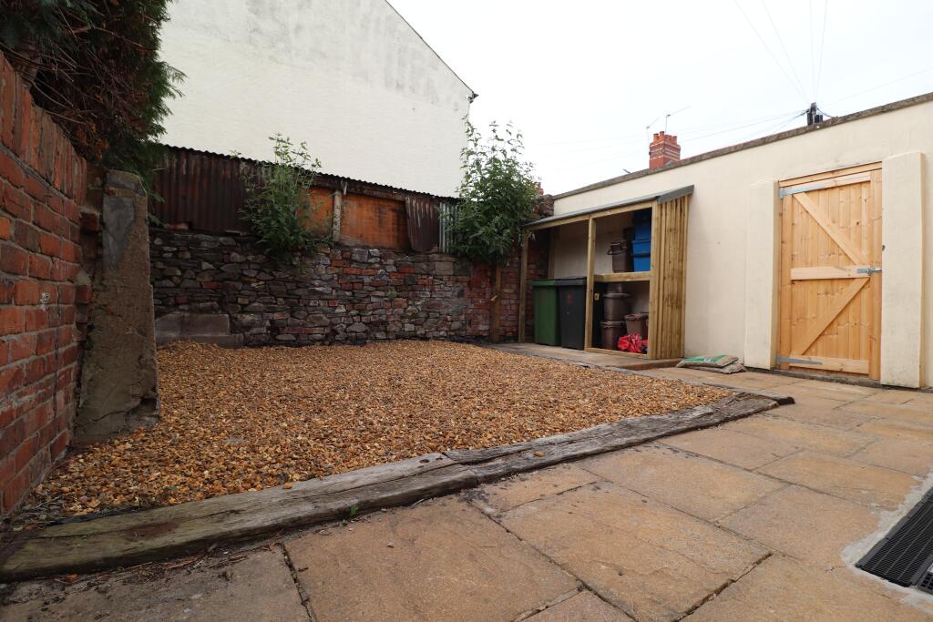 House in Cardiff, Cardiff International Sports Village, Grangetown - View 2