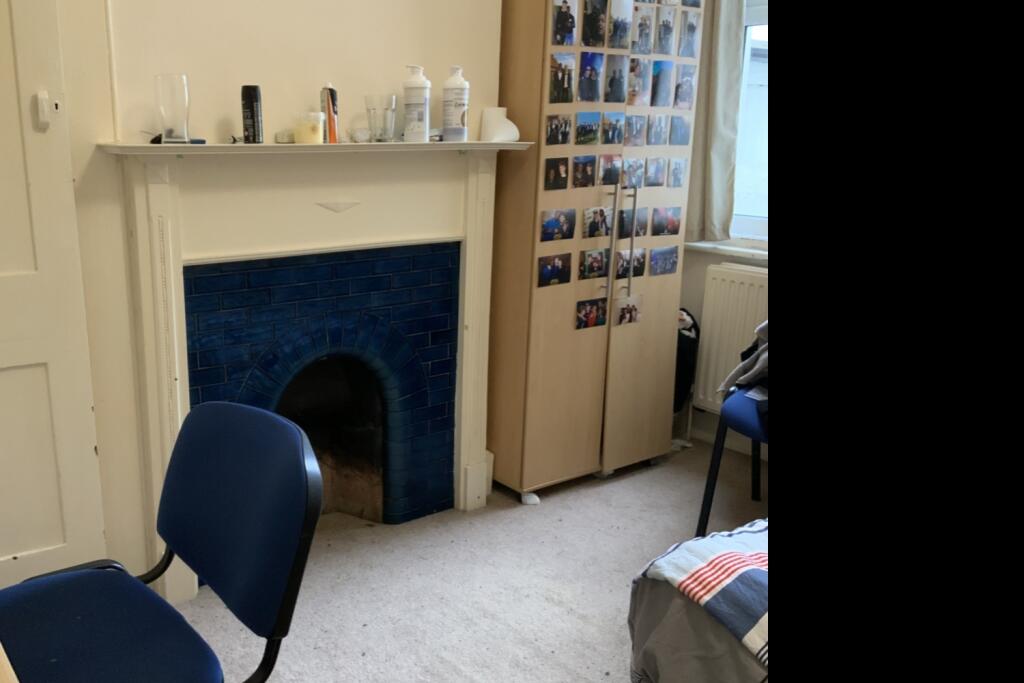 House in Brighton - More