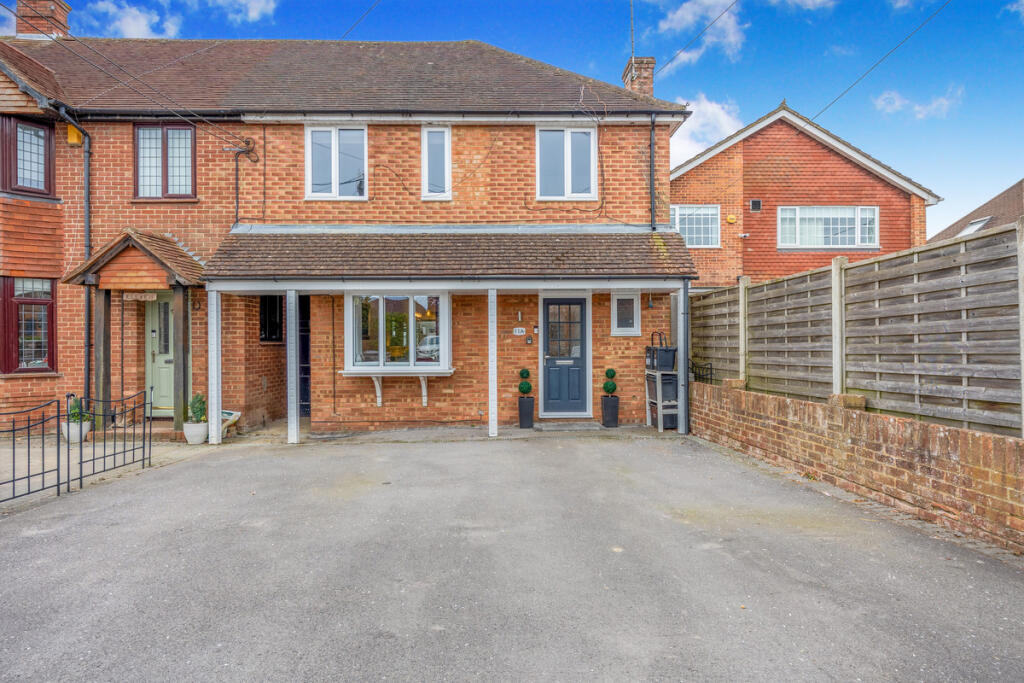 Main image of property: The Ridgeway, Reading, RG5